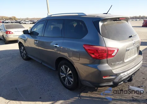 2017 Nissan Pathfinder S z USA, uszkodzony, nr VIN 5N1DR2MN2HC674519